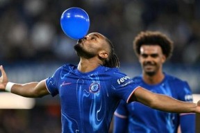 db电竞官网官网-足总杯倒计时，切尔西冲刺阶段完成体检，细节引发关注，震撼外界，临场指挥获称赞