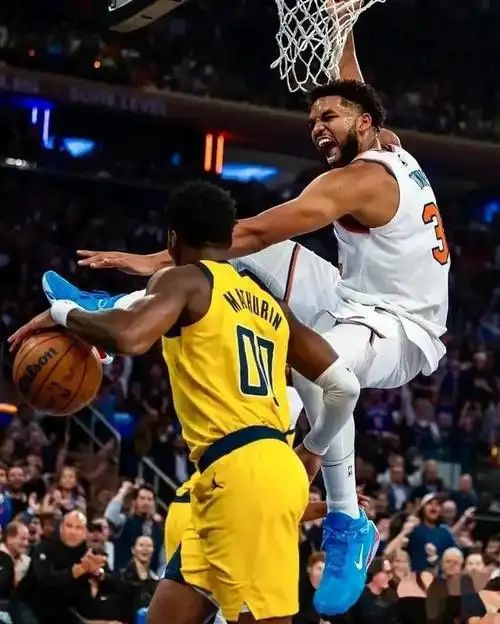 NBA总决赛倒计时；纽约尼克斯集结日止住颓势；细节引发关注；底气十足；球队文化再被提及