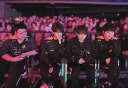 法甲转会期再迎强敌，阿森纳更衣室发声，主帅态度——压力陡增，赛程密集仍需轮换